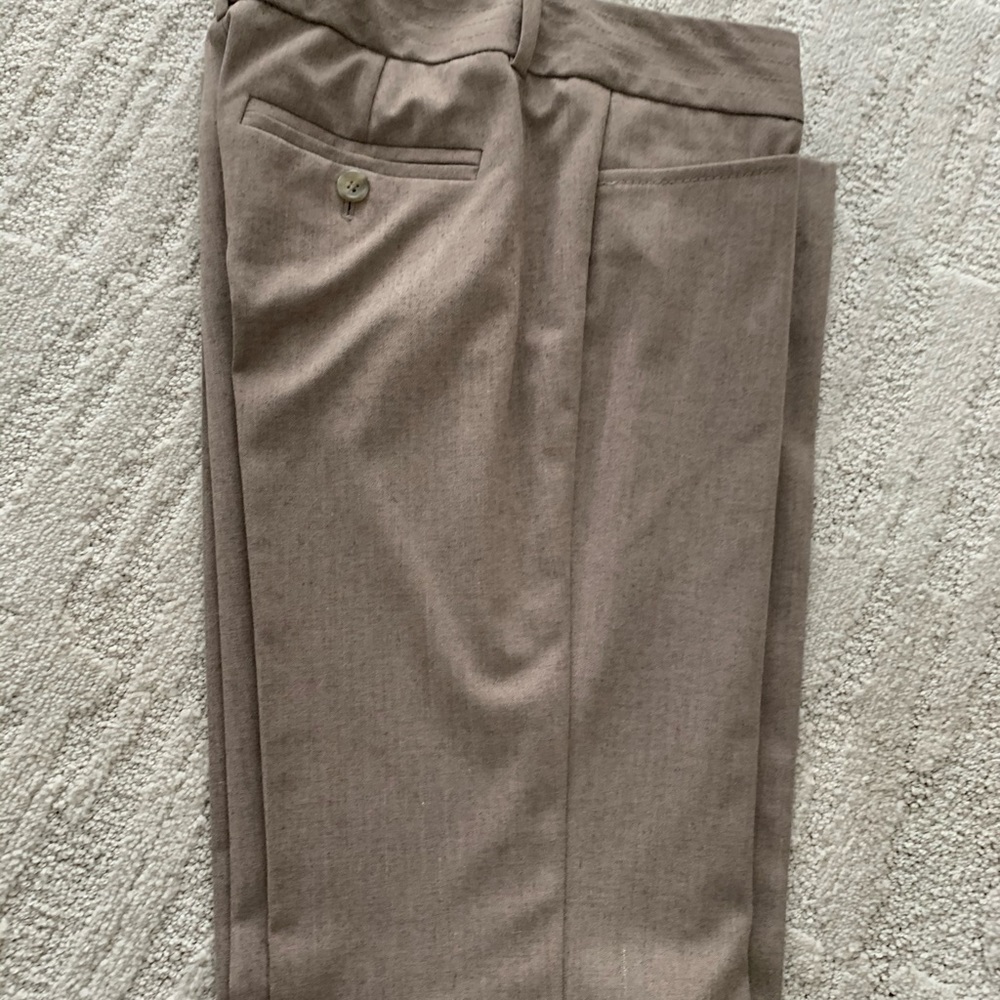 Dress pants in like new excellent condition.